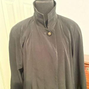 Light weight rain coat full length